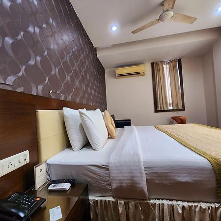 Hotel Lee International Kalkutta Kültér fotó