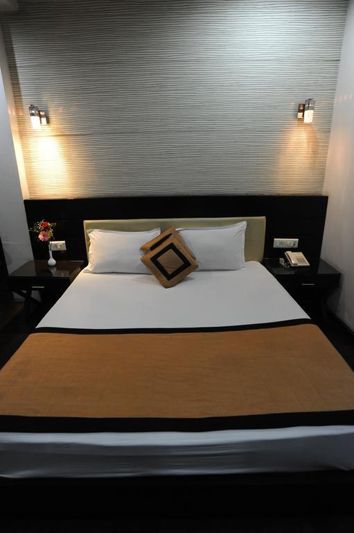 Hotel Lee International Kalkutta Kültér fotó